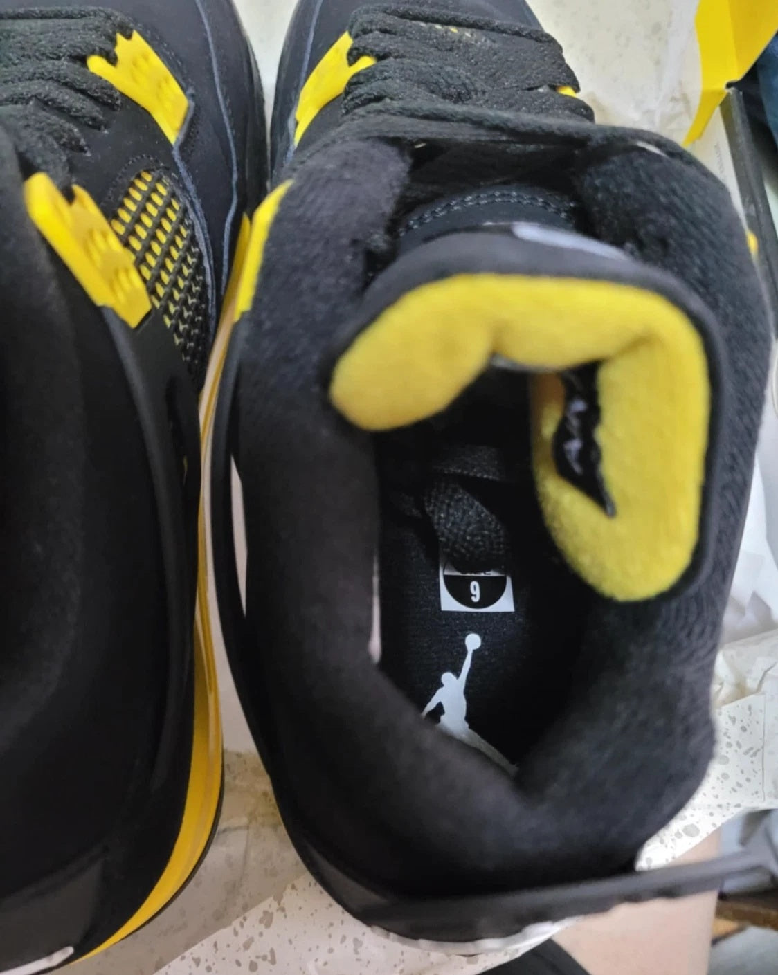 Air Jordan 4 Retro Black Tour Yellow DH6927-017