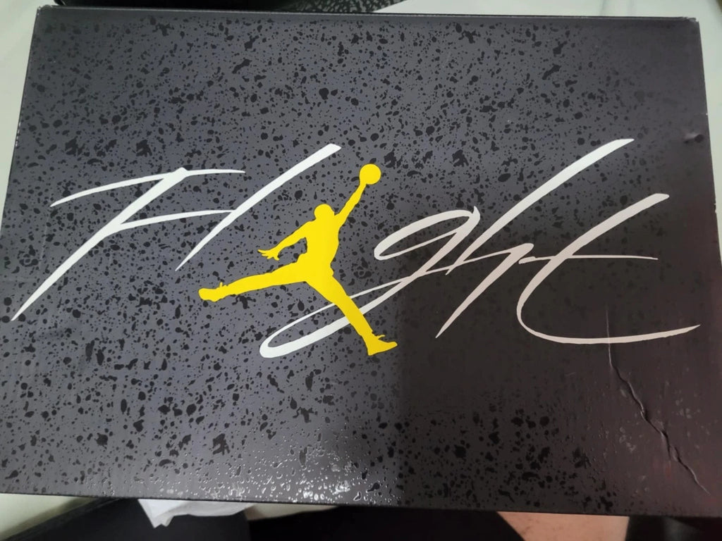 Air Jordan 4 Retro Black Tour Yellow DH6927-017